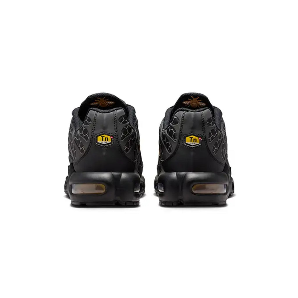 Nike Air Max Plus Tn "Manchester" "Black Honey"
